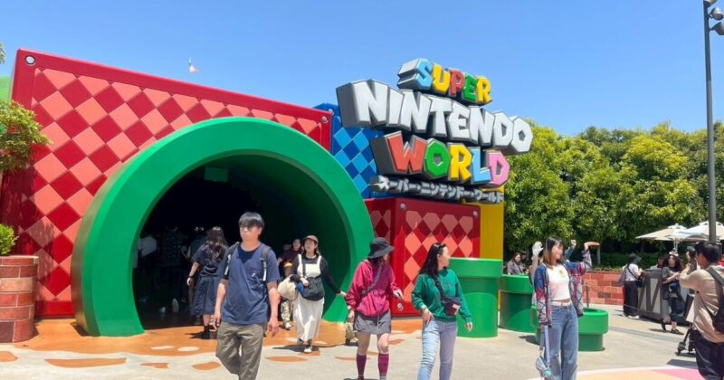 Super Nintendo World Entrance